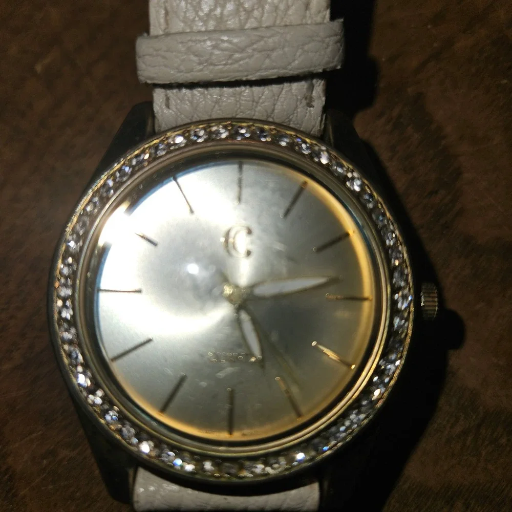 Charming Charlie Womens Gold Tone Rhinestone Bezel Watch Off White Band 9688